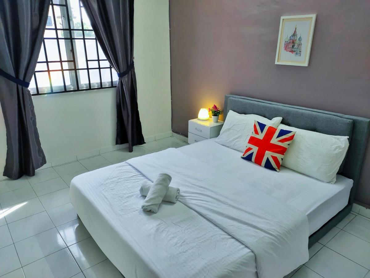 Semi-Detached, Up To 21 Pax, 4 Bedrooms, 3 Bathrooms, 4 Car Parks By Star Home Bayan Lepas Eksteriør bilde